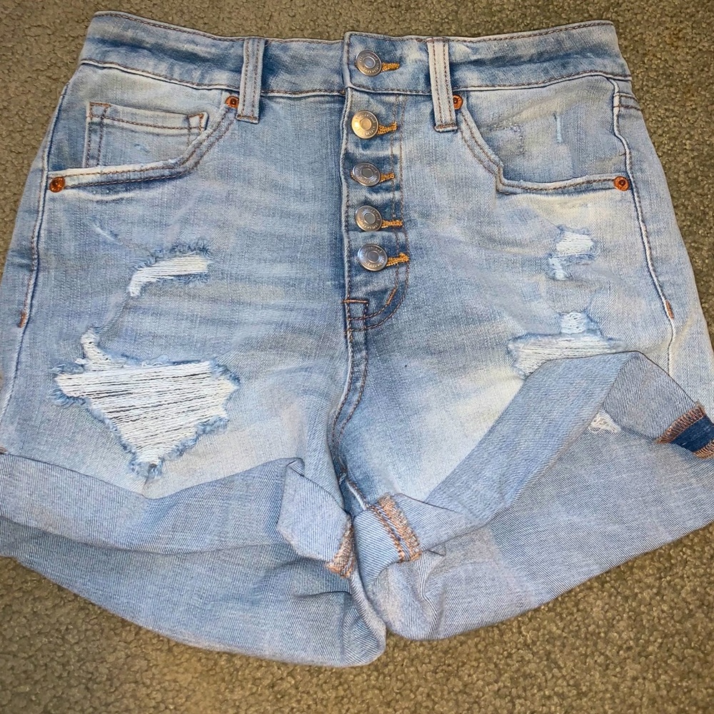 NWOT AERO SUPER HIGH RISE MIDI SHORTS